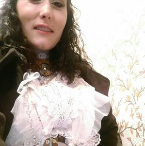 Meet your Posher, Kelli